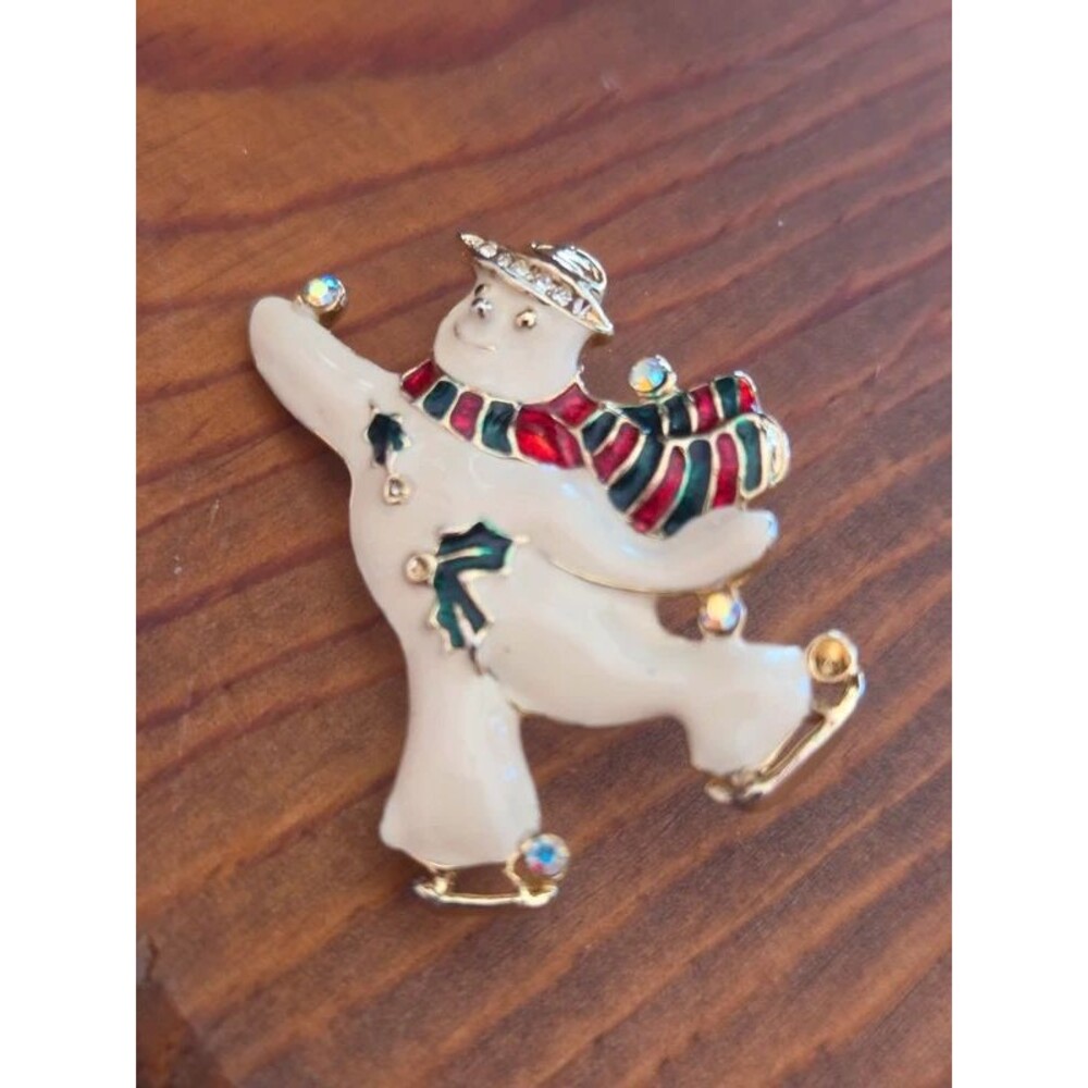 Vintage Enamel & Rhinestone Ice Skating Snowman Christmas Brooch Pin Holiday Nov
